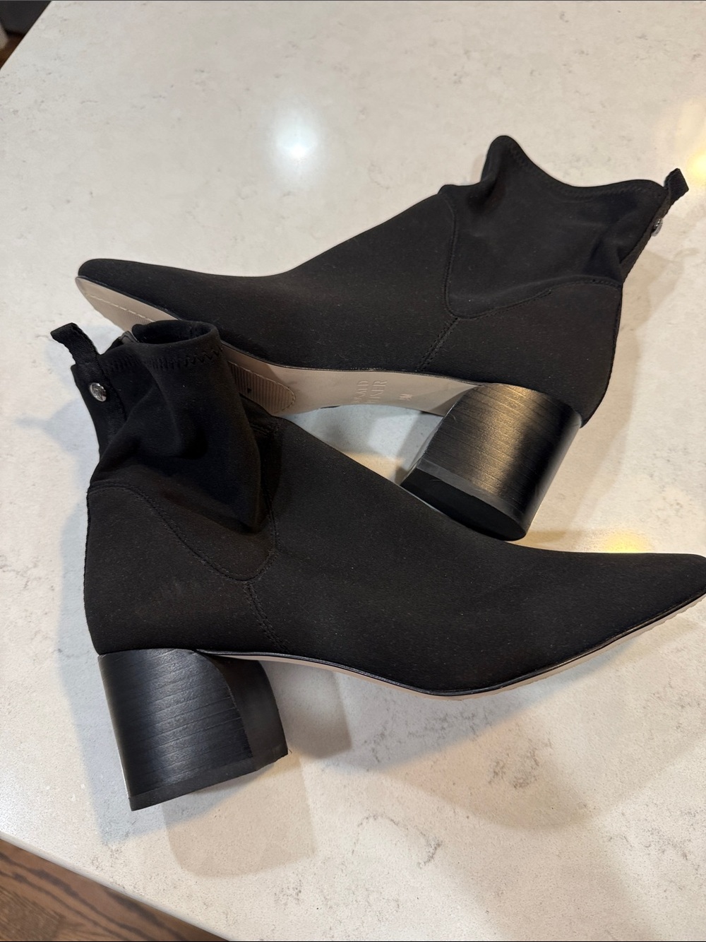 NWOT Donald Pliner Birmingham Stretch Boot Size 9